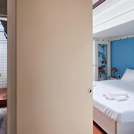 Wonderful Penthouse In The Heart Of * Milánó