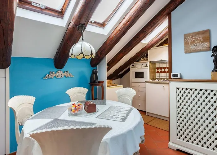 Daire Wonderful Penthouse In The Heart Of Milano